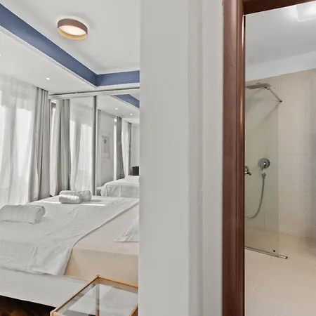 Italiana 18 With Fireplace And Grand Terrace *