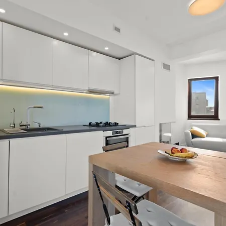 Italiana 18 With Fireplace And Grand Terrace Bukarest