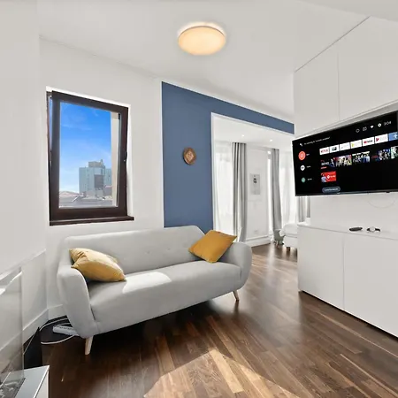 Italiana 18 With Fireplace And Grand Terrace